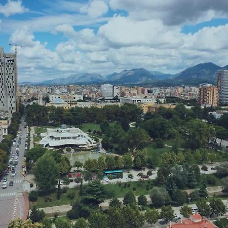 Luxury Apartment City Centre Tirana Bagian luar foto