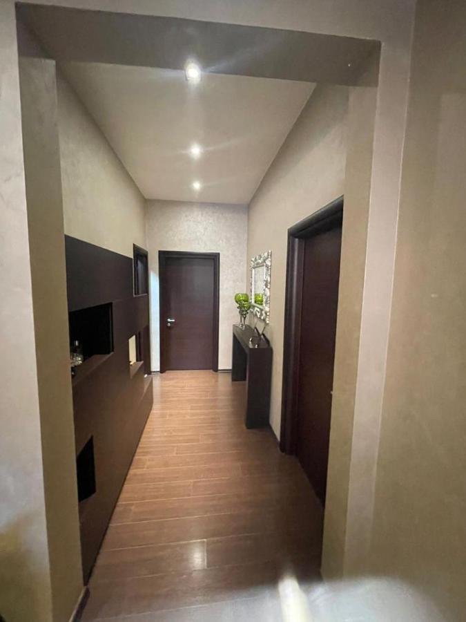 Luxury Apartment City Centre Tirana Bagian luar foto