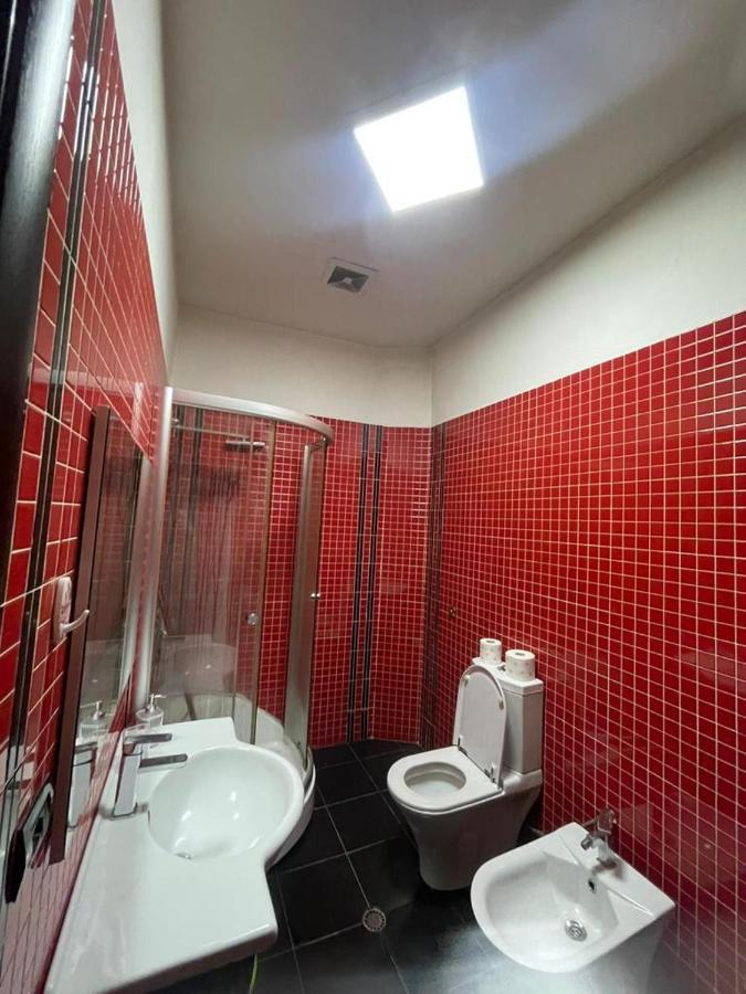 Luxury Apartment City Centre Tirana Bagian luar foto