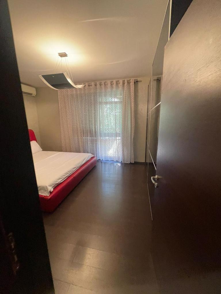 Luxury Apartment City Centre Tirana Bagian luar foto